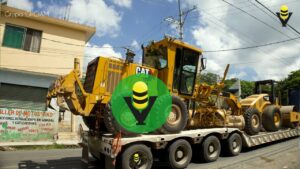 Tractocamiones con exceso de dimensiones revientan cables a su paso por Tantoyuca