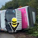 Vuelca camión de Correos de México en la carretera Pánuco-Tempoal
