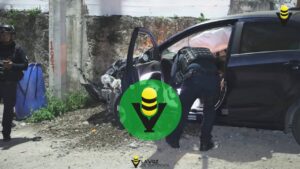Ebrio empleado del Ayuntamiento provoca aparatoso choque y huye 