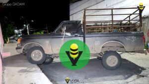 Ebrio empleado del Ayuntamiento provoca aparatoso choque y huye 