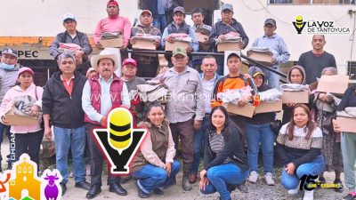 Alcalde Obed Melgoza entrega uniformes de vialidad y limpia pública