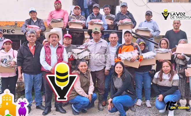 Alcalde Obed Melgoza entrega uniformes de vialidad y limpia pública