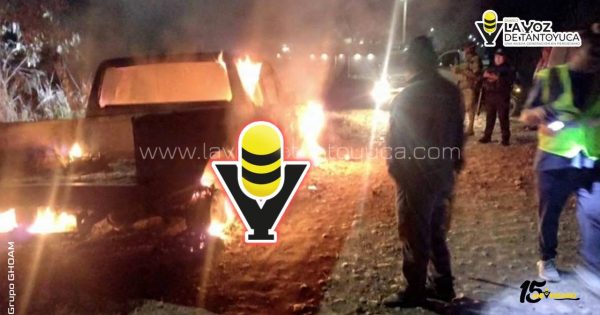 Camioneta termina completamente calcinada por corto circuito, en El Higo