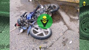 Militares se pasan la luz roja y arrollan a motociclista