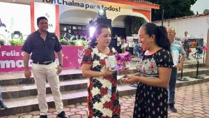 Critican a alcalde de Chalma por presunto favoritismo en festejo del Día de las Madres 