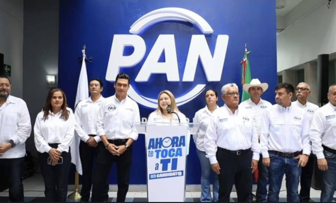 ¡No que no! Al final, el PAN termina respaldando la propuesta de Rocío Nahle de regular celulares en escuelas