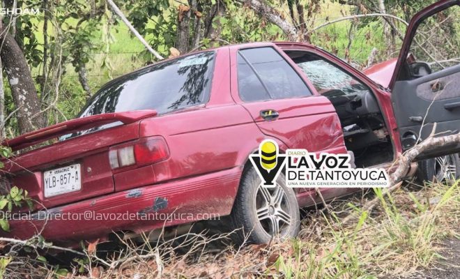 Muere al volante de su Tsuru tras sufrir un infarto