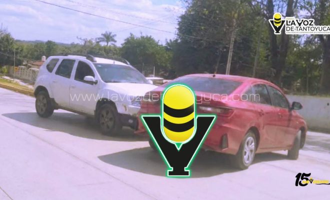 Conductor hace cierre de circulación y provoca accidente vial