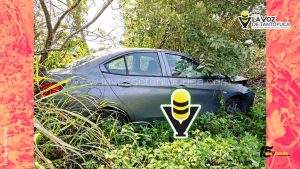 Petrolero vive de milagro tras volcadura en Cazones