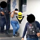 Detienen a mujer presuntamente relacionada con robo en zona del mercado