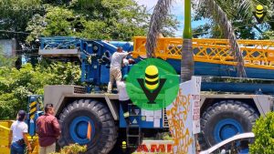 Auxilian a hombre tras recibir descarga eléctrica