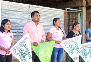 Inicia Alcalde Edvino Hernández construcción de seis cuartos dormitorios en Chichilzoquitl