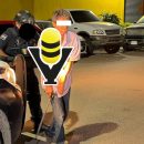 Detienen a sujeto durante operativo de cateo por presuntos delitos contra la salud