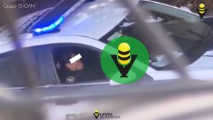 Policías traviesos; investigan a policías por actos sexuales en una patrulla