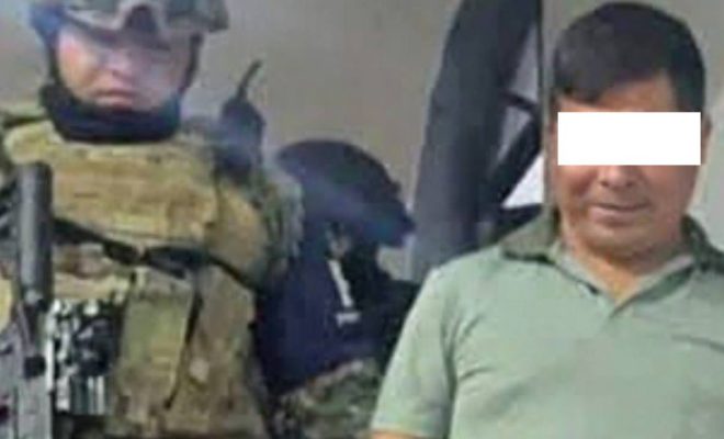 Detienen a hombre con arma de fuego en Chiconamel