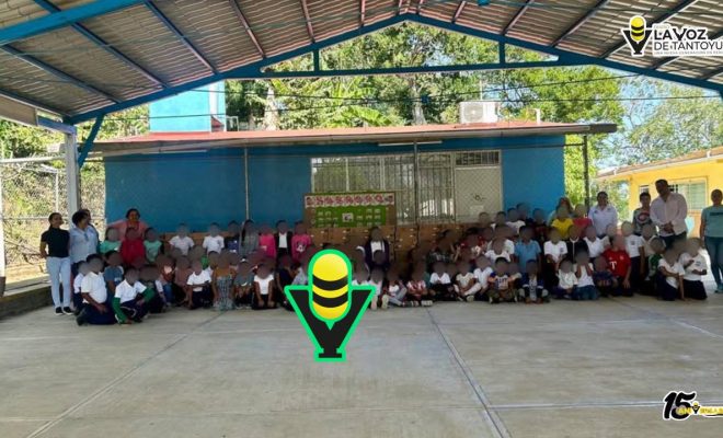 photo_4949541155846687639_y