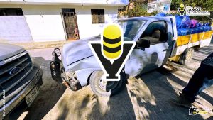 Vehículo de purificadora anda a la buena de Dios y pone en riego a la ciudadanía