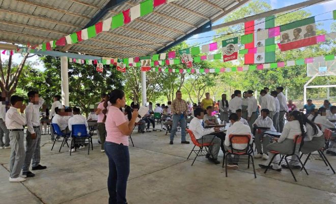 El IMM imparte plática sobre abuso sexual a estudiantes de telesecundaria en Terrero, en Tantoyuca