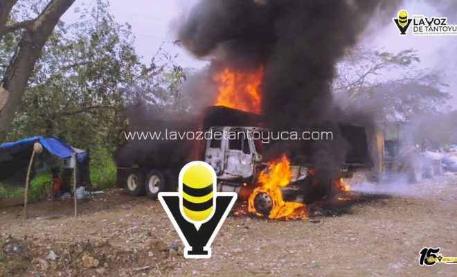 Incendian dos tractocamiones en Tempoal