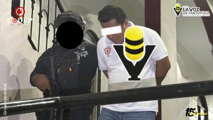 Detienen a trabajador del volante por conducir presuntamente alcoholizado, en Tantoyuca