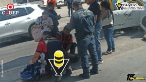 Motociclista resulta lesionado tras ser embestido por un taxi en Huejutla
