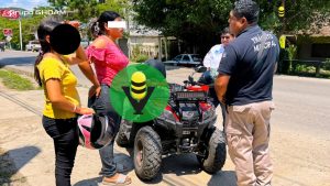 Aseguran cuatrimoto; conductora no portaba casco de seguridad 