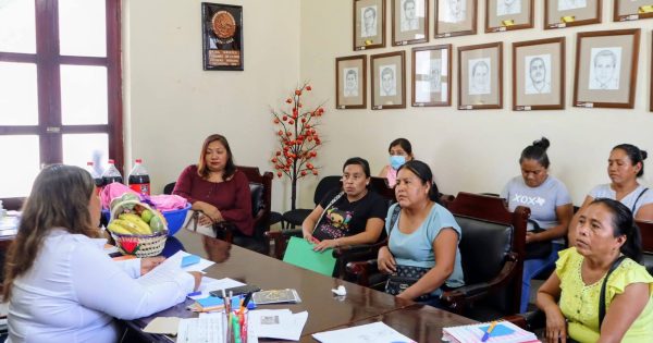 Aristea Fernández fortalece vínculo con la comunidad educativa de Las Silletas
