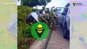 Vuelca camioneta oficial de la Marina en San Marcos, en la Costa Chica de Guerrero