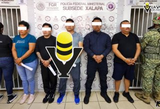 FGR arresta a cinco policías estatales, incluida una mujer, por presunto delito de desaparición forzada