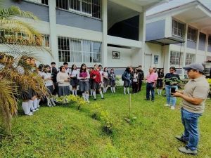 Gobierno Municipal fomenta el cuidado del medio ambiente con entrega de árboles en Chicontepec