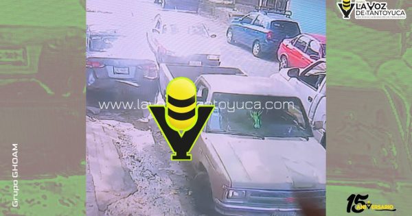 Buscan a conductor luego de causar daños a un vehículo estacionado, en Tantoyuca