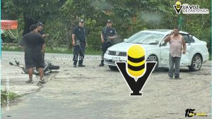 Joven motociclista resulta gravemente lesionado tras chocar contra un Jetta, en Naranjos