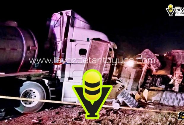 Pipa embiste tractor y mata a dos, en la Tuxpan - Tampico