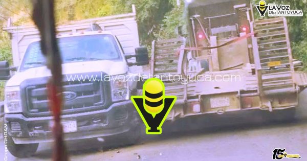 Choque entre camioneta y tráiler deja solo daños materiales