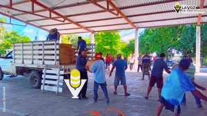 Entrega Gobierno Municipal apoyo alimentario en Aguacate Lanjá