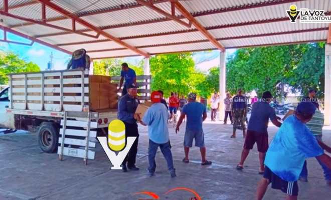 Entrega Gobierno Municipal apoyo alimentario en Aguacate Lanjá