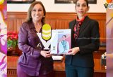 Fiscalía General del Estado entrega informe anual de actividades a Rocio Nahle