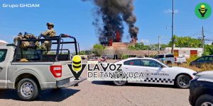 Voraz incendio consume refaccionaria en Tihuatlán