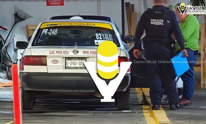 Fallece taxista dentro de su unidad en gasolinera de Poza Rica