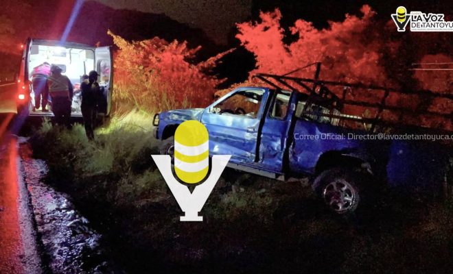 Tráiler embiste camioneta en la Valles - Tampico; una mujer resultó lesionada