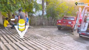 Protección Civil Municipal de Tempoal atiende a fémina lesionada en accidente de moto