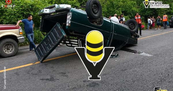 Familia resulta ilesa tras aparatosa volcadura en Naranjos Amatlán