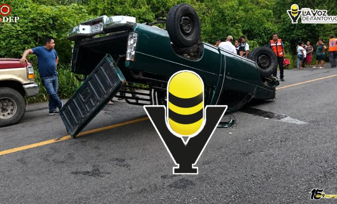 Familia resulta ilesa tras aparatosa volcadura en Naranjos Amatlán