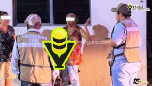 Auxilian a mujer tras ser presuntamente abandonada por un taxista