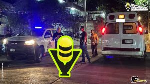 Auxilian a mujer tras ser presuntamente abandonada por un taxista