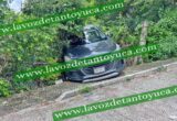 Mujer resulta ilesa en accidente vial