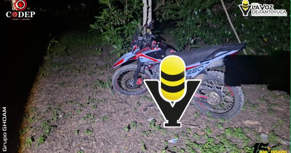Aseguran motocicleta localizada dentro de una propiedad privada en Tantoyuca
