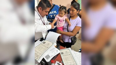 Registro Civil lleva servicios a familias de Ixcacuatitla con el apoyo del Gobierno Municipal