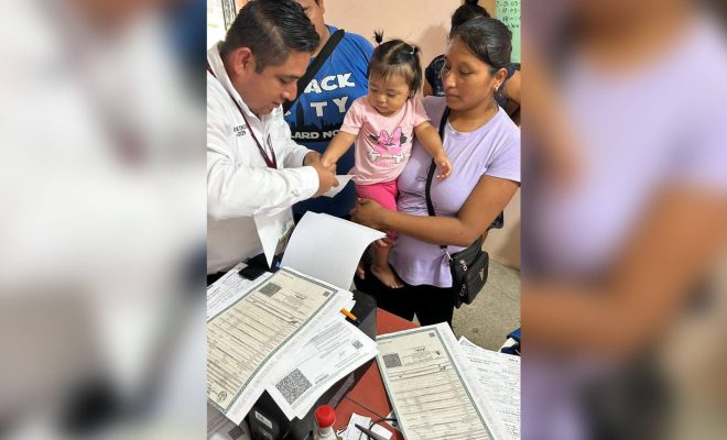 Registro Civil lleva servicios a familias de Ixcacuatitla con el apoyo del Gobierno Municipal