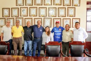 Alcaldesa Aristea Fernández refrenda su apoyo al deporte en Chicontepec 
